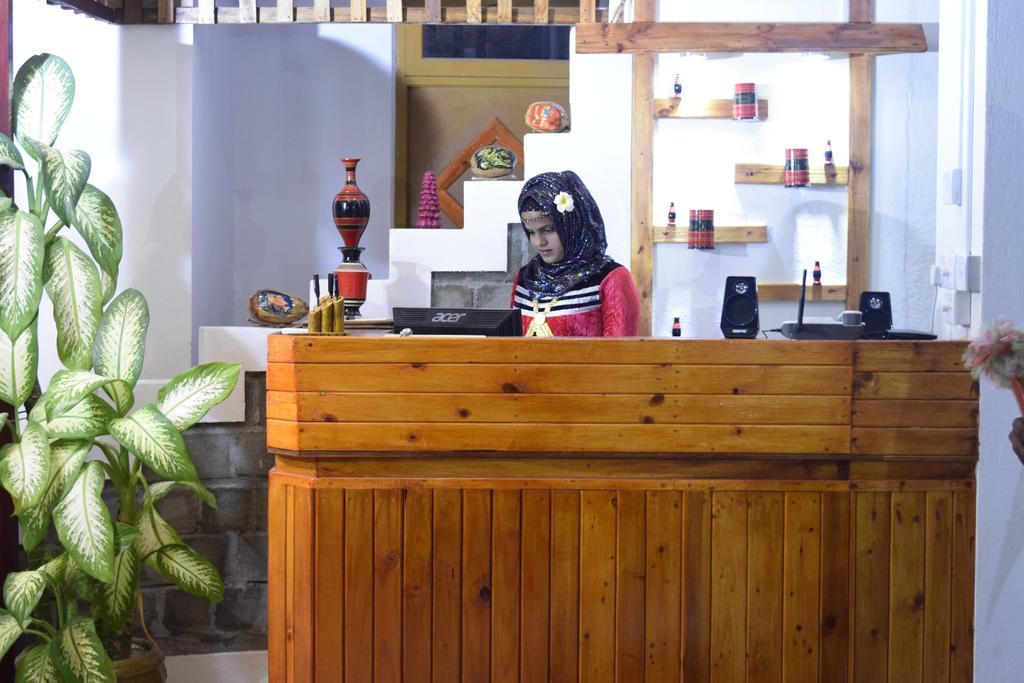 Alvi Star Inn Thulhaadhoo Extérieur photo
