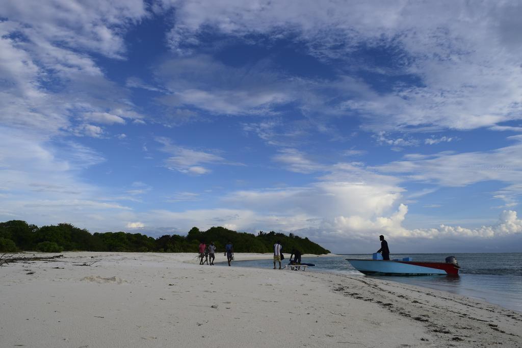 Alvi Star Inn Thulhaadhoo Extérieur photo