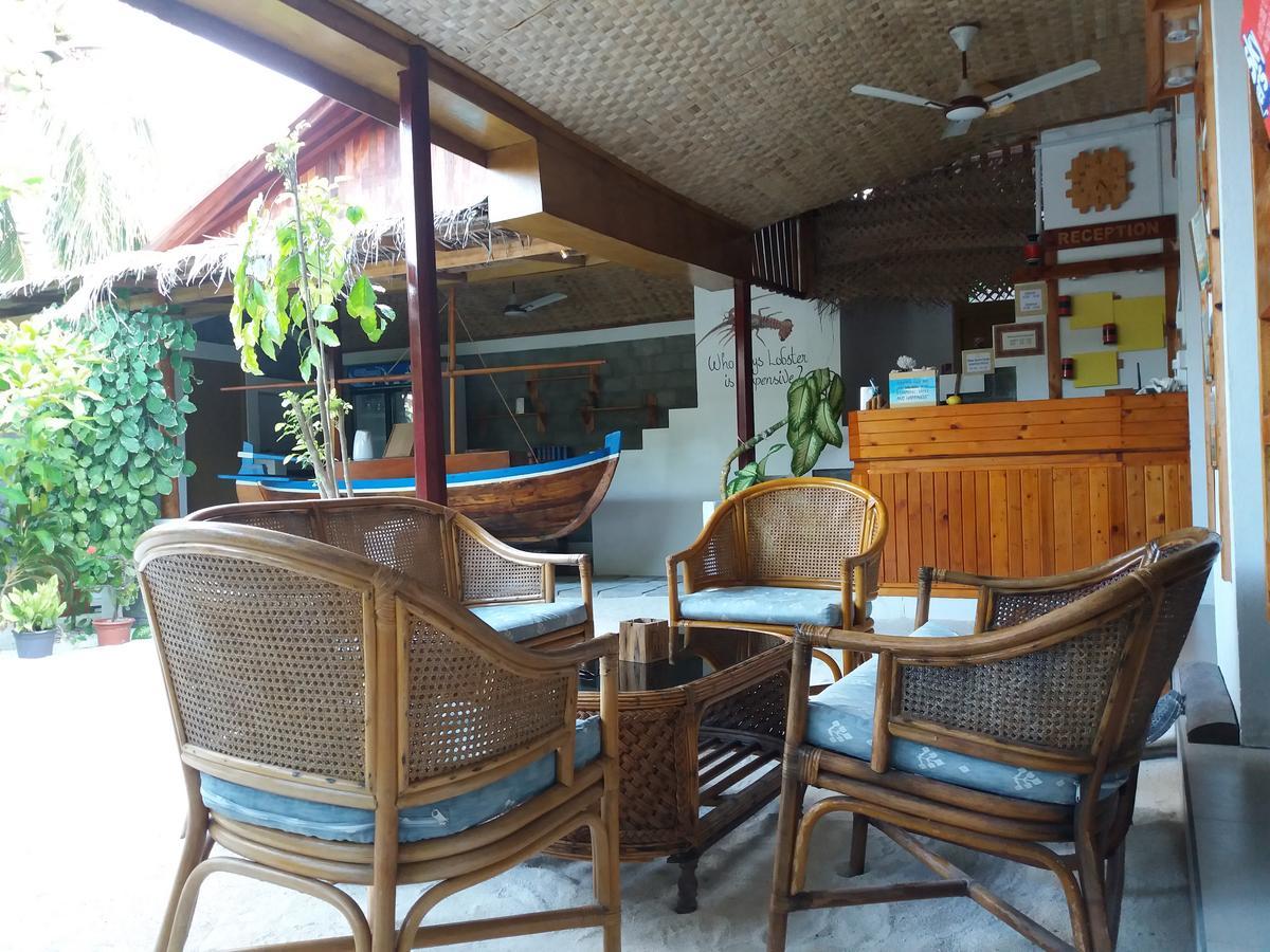 Alvi Star Inn Thulhaadhoo Extérieur photo