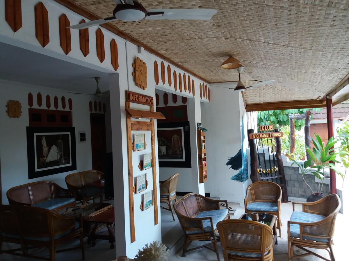 Alvi Star Inn Thulhaadhoo Extérieur photo
